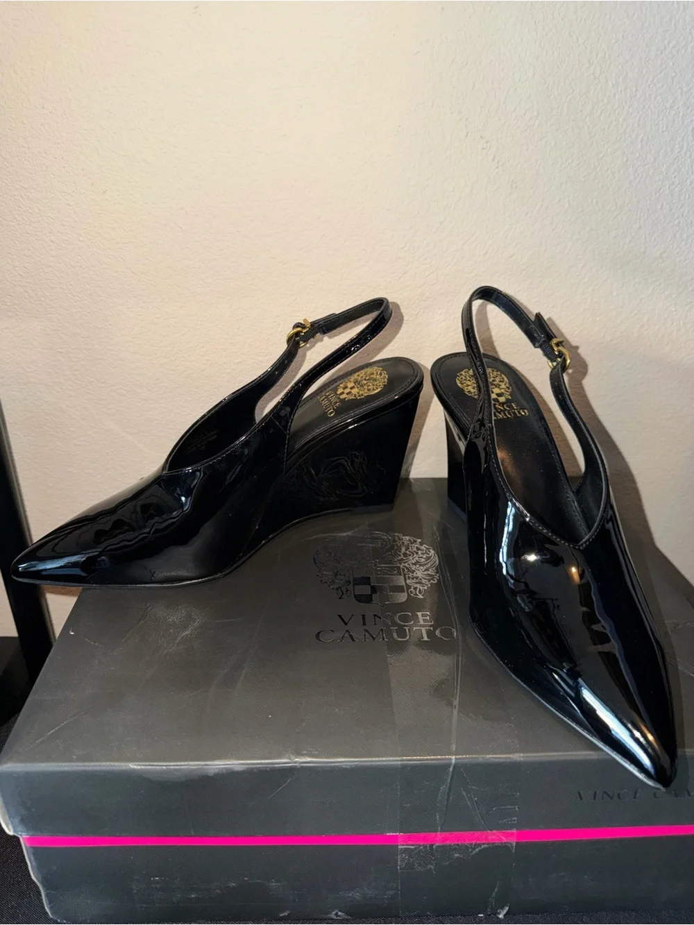 Vince Camuto ❣️ “Meristi” Patent Slingback Wedge Pumps